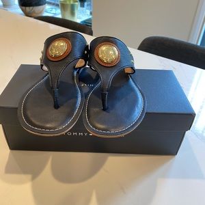 Navy sandals. Tommy Hilfiger